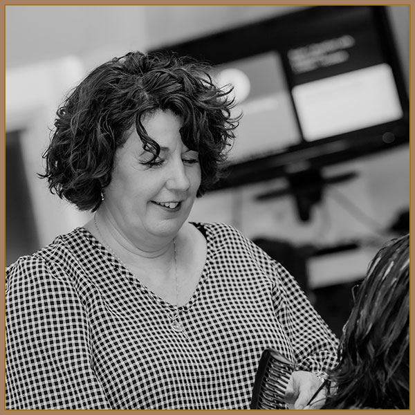 Sue is a senior hair stylists and expert colourist at Total Look